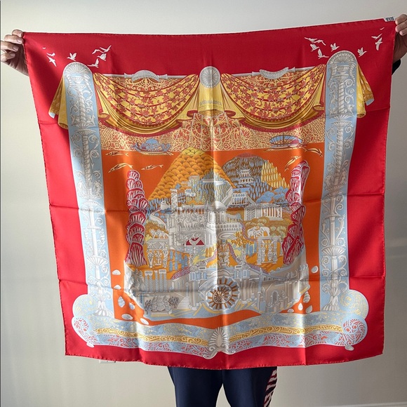 Authentic Hermès L’Atlantide %100 Silk Scarf Carré 90 Red Orange Made in France - Picture 11 of 15